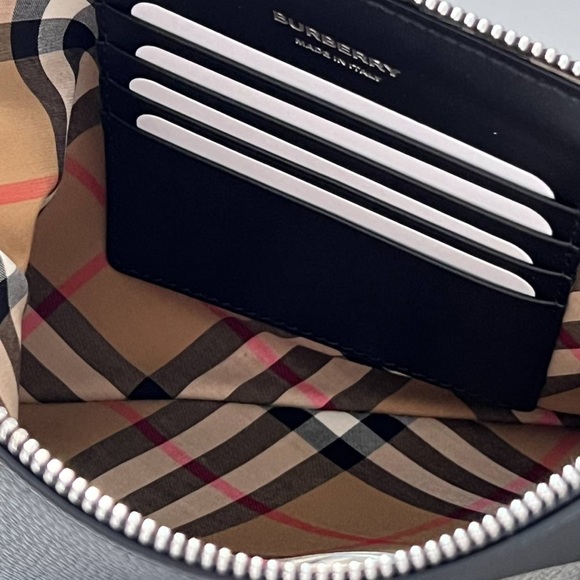 burberry black leather crossbody bag - Picture 7 of 8